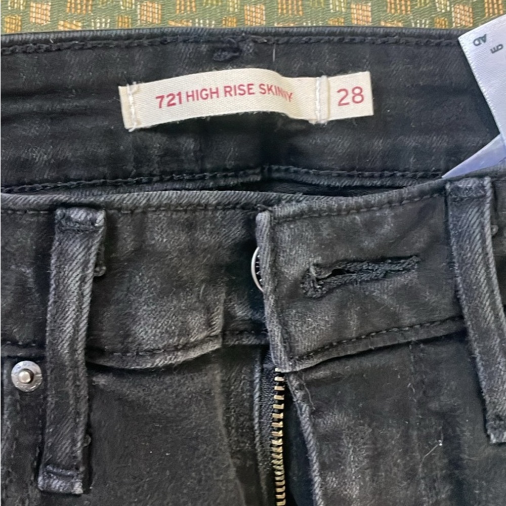 Levi's Black High Rise Jeans
